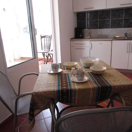 Apartment Branko & Anna *